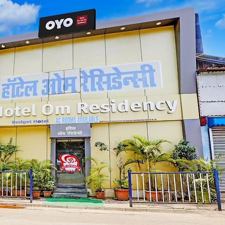 Hotel O The Om Sai Residency Мумбаи Экстерьер фото