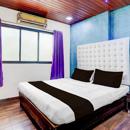 Hotel O The Om Sai Residency Мумбаи Экстерьер фото
