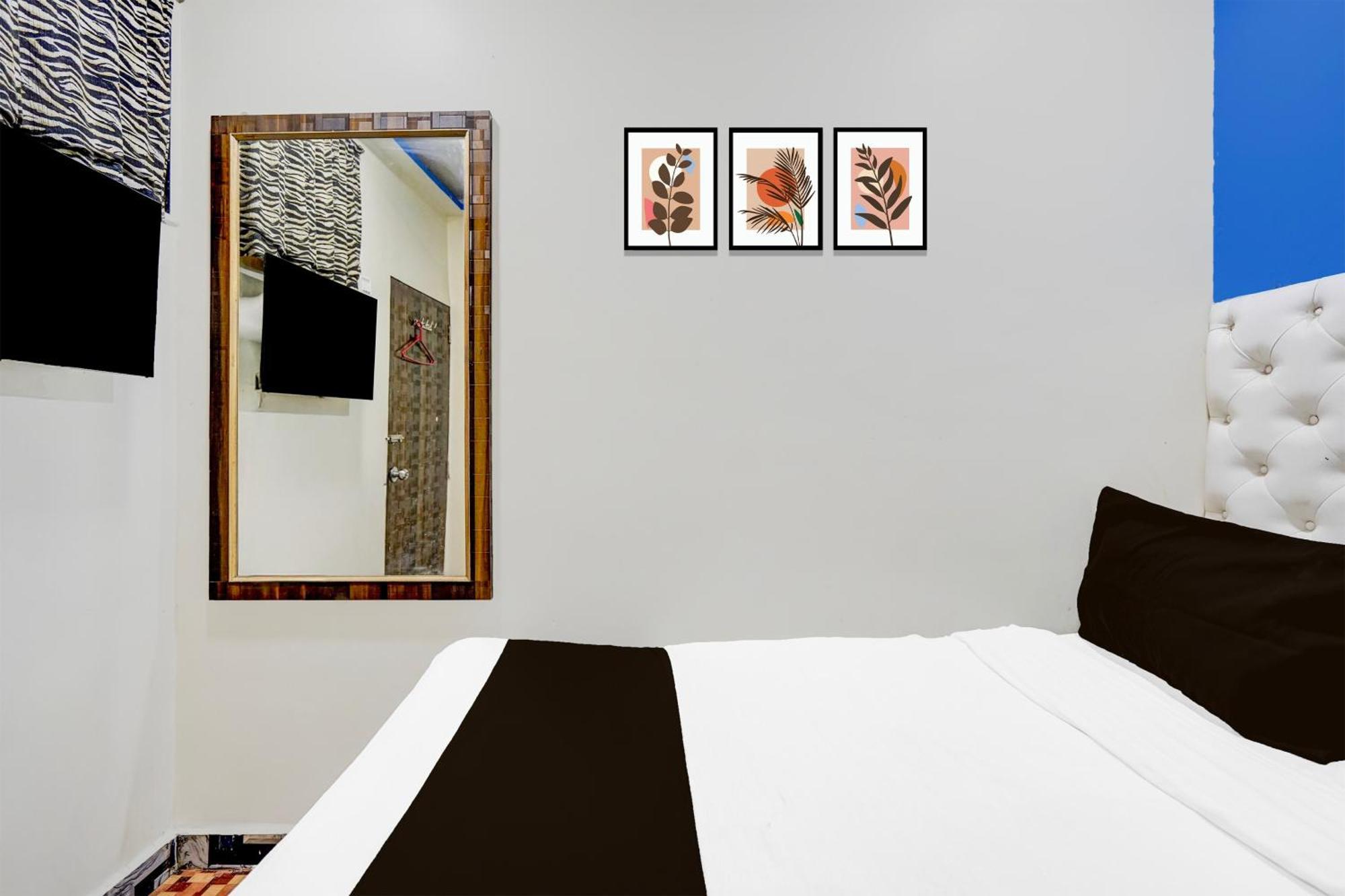 Hotel O The Om Sai Residency Мумбаи Экстерьер фото