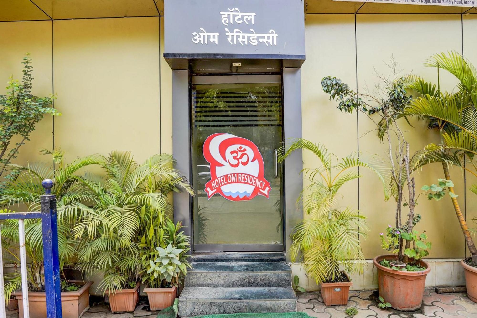 Hotel O The Om Sai Residency Мумбаи Экстерьер фото