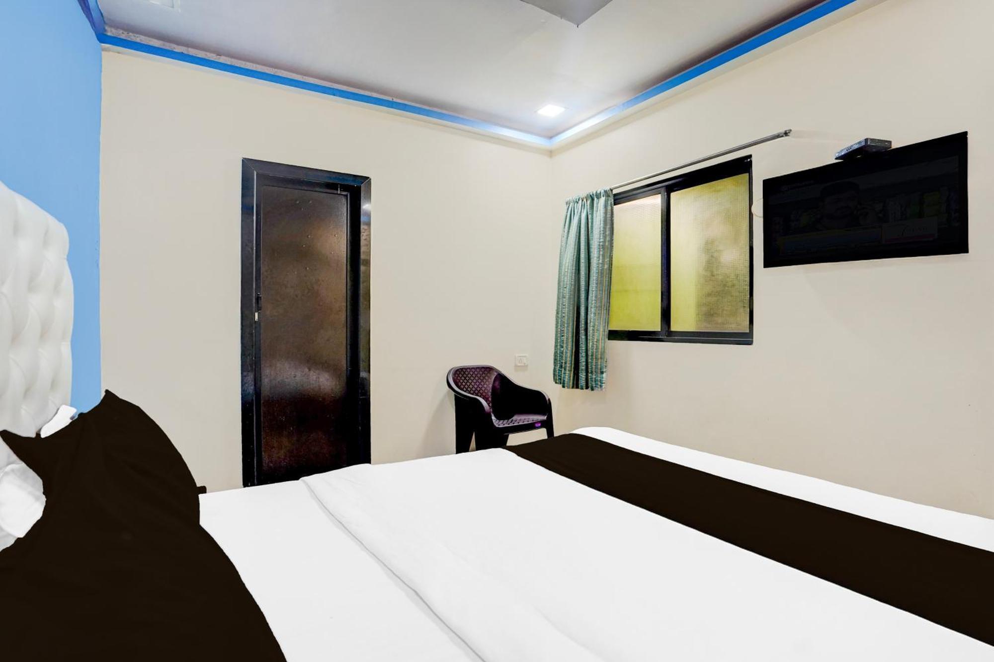 Hotel O The Om Sai Residency Мумбаи Экстерьер фото